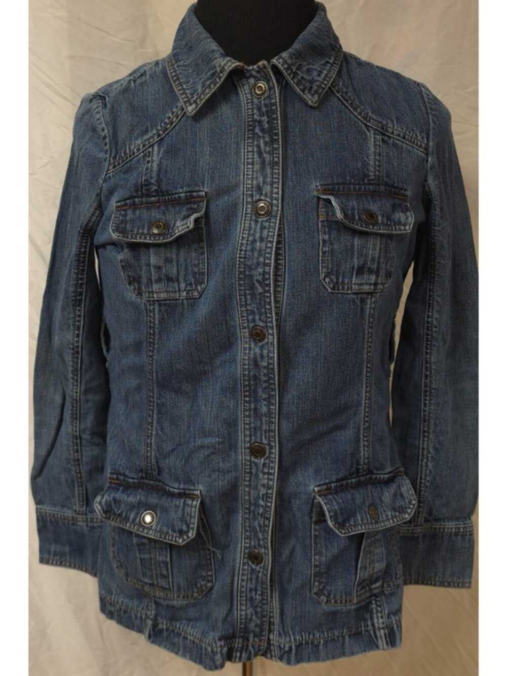 Old Navy Womens (L) Barn Safari Style 4 Pockets Hip Length Snap Denim Jacket